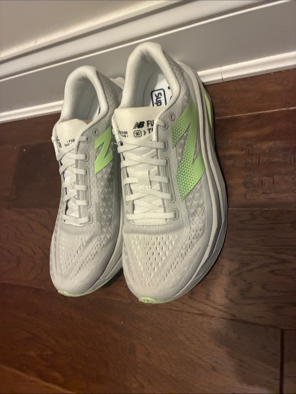 New Balance Super Comp Trainer 3 Grey Sneakers with Light Green Accents